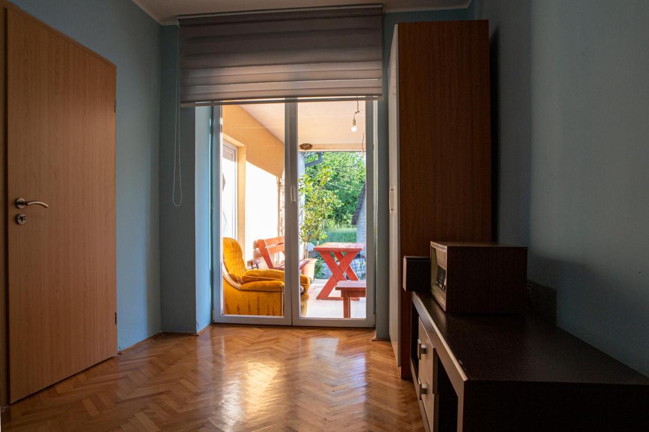 Gazdinstvo Tadic Guest House Niksic Exterior photo